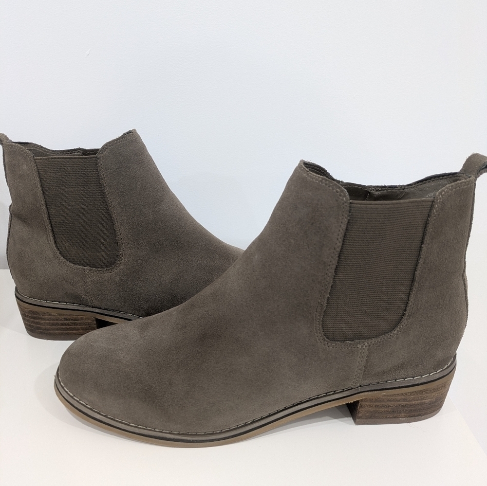 Blondo Suede Liam Boots